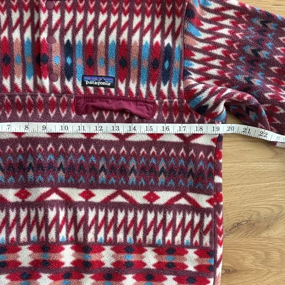 Patagonia Red Multi Patterned Fleece Quarter-Zip - Picture 5 of 7